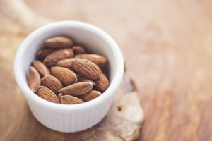 almond nutrition facts